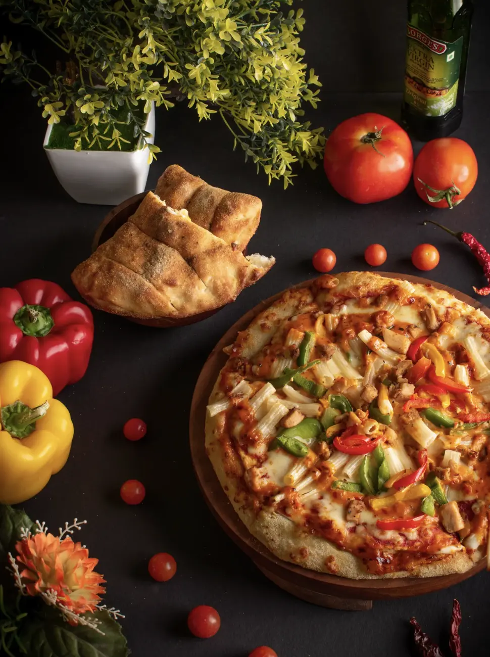 Pure vegetarian Indian restaurant in Edmonton, AB - Uncle's Tiffin & Pizza